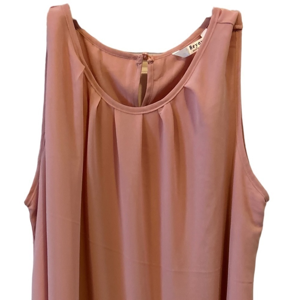 Beyove dressy tank top. Size XXL - Picture 3 of 8